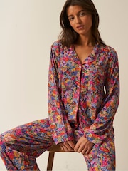 Stripe & Stare Long Red Pyjamas Set - Image 4 of 5