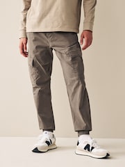 Marron champignon - Coupe fuselée régulière - Pantalon cargo style militaire en tissu stretch - Image 1 de 7