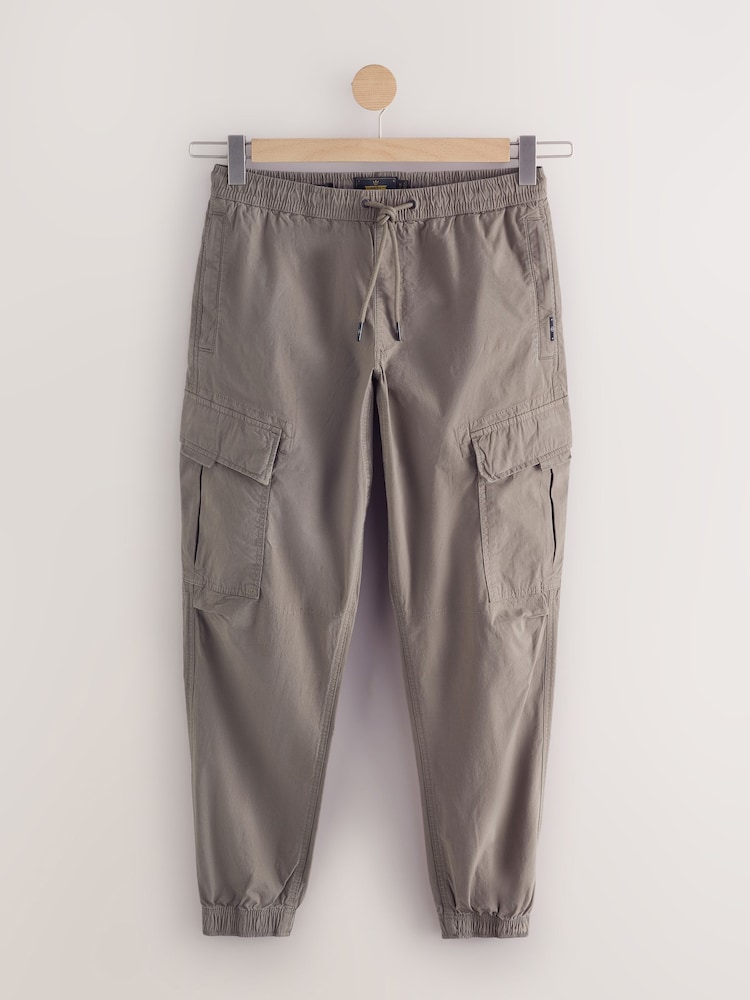 Marron champignon - Coupe fuselée régulière - Pantalon cargo style militaire en tissu stretch - Image 7 of 7