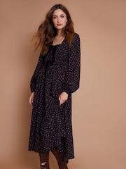 Another Sunday Ditsy Print Long Sleeve Velvet Bow Detail Milkmaid 100% Cotton Midi Dress - Изображение 2 из 3