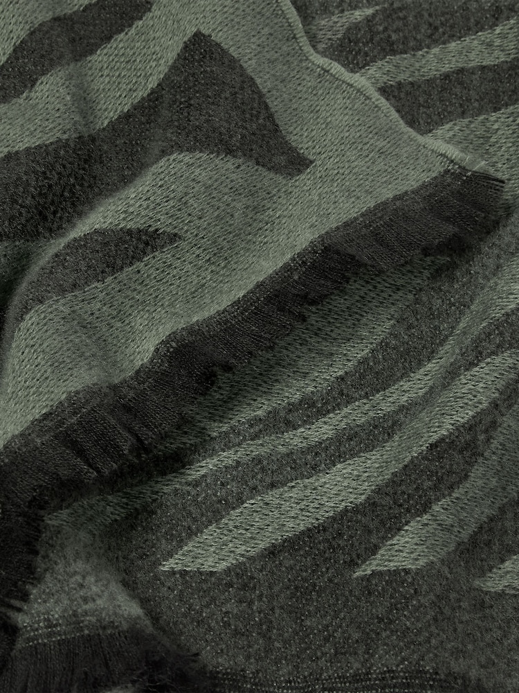 Katie Loxton Black Printed Tiger Blanket Scarf - Image 3 of 3