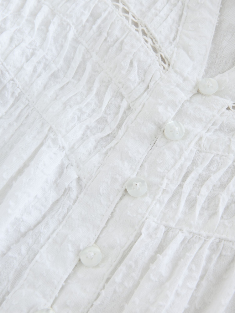White Jaquard Sleeveless Blouse - Image 8 of 8