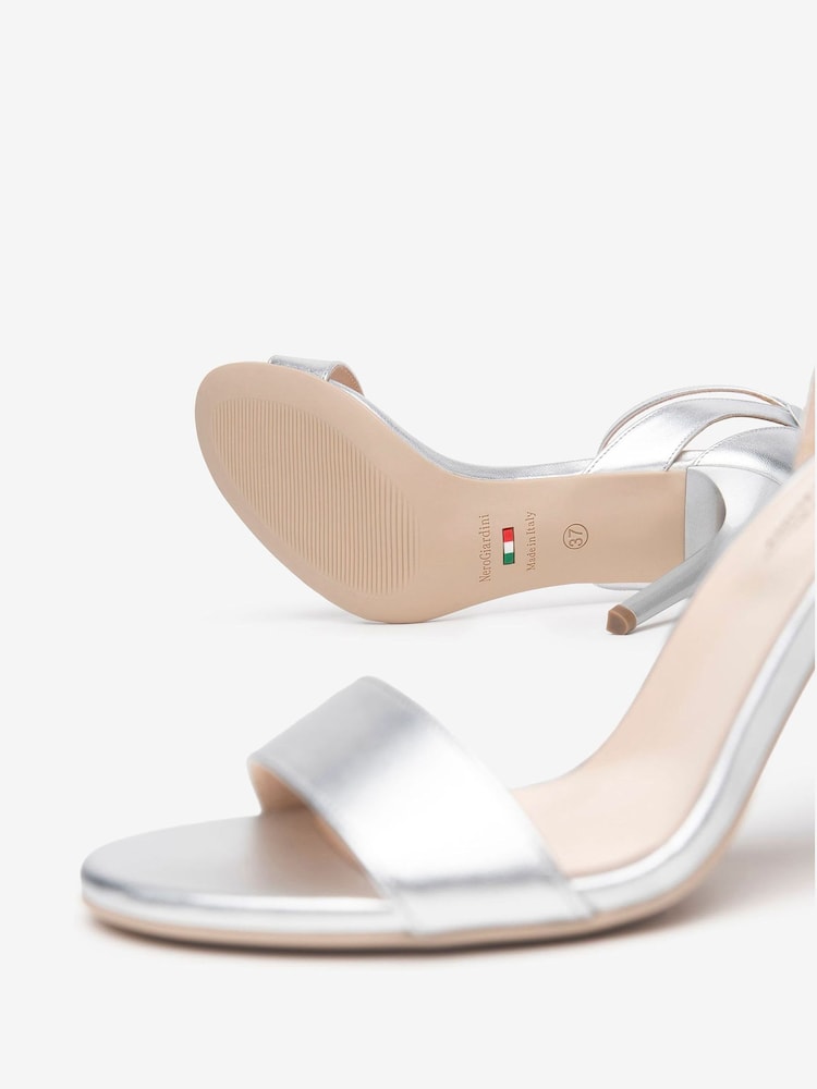 NeroGiardini Silver Leather Single Strap Bow Sandals - Image 5 of 5