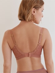 Rose/White DD+ Lace Non Pad Full Cup Minimiser Bras 2 Pack - Image 5 of 12