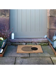 Artsy Mats Natural and Black Abstract Sphere Doormat - Image 6 of 12