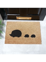 دواسة باب مزيّنة بتصميم Hedgehog Family من Artsy Mats - صورة 1 من 12