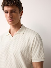 بيج فاتح كريم - Textured Cuban Collar 100% Cotton Polo Shirt - صورة 1 من 8