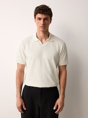 بيج فاتح كريم - Textured Cuban Collar 100% Cotton Polo Shirt - صورة 2 من 8