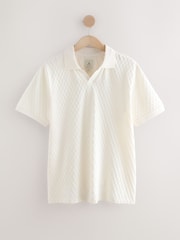 بيج فاتح كريم - Textured Cuban Collar 100% Cotton Polo Shirt - صورة 6 من 8