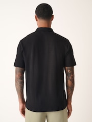 أسود - Crepe Textured Button Neck Polo Shirt - صورة 4 من 5