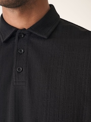 أسود - Crepe Textured Button Neck Polo Shirt - صورة 5 من 5