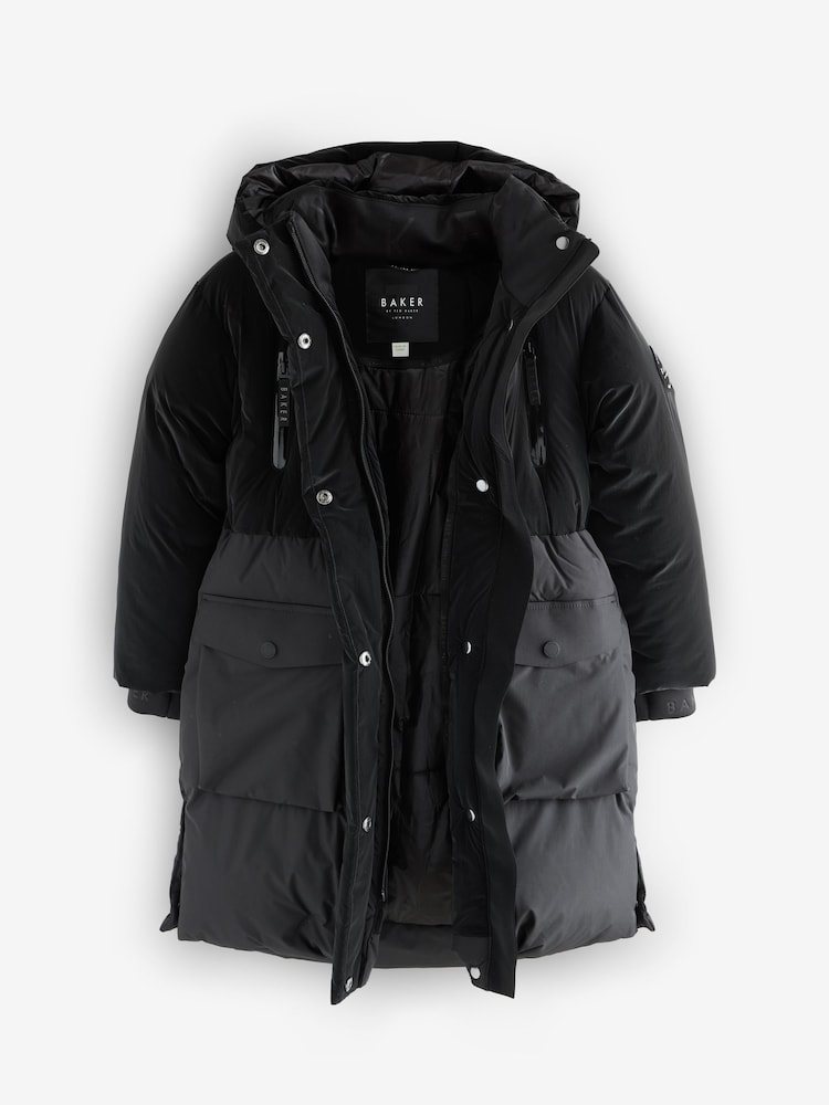 Parka negra acolchada con cinturón, impermeable y de diseño largo de Baker by Ted Baker - Imagen 4 de 4 Parka negra acolchada con cinturón, impermeable y de diseño largo de Baker by Ted Baker - Imagen 4 de 4