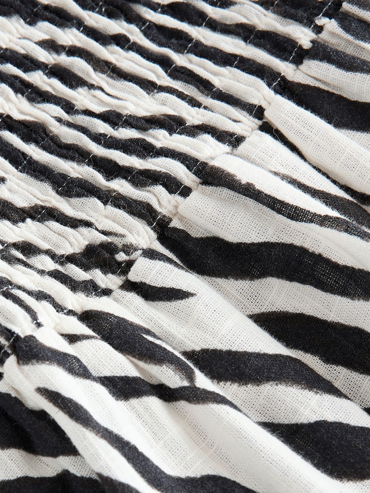 Black/White Zebra Print Shirred Peplum Bandeau Boobtube With Linen - Image 8 of 8