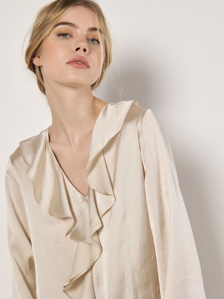 Apricot Cream Ruffle Front Textured Blouse - Image 3 of 4