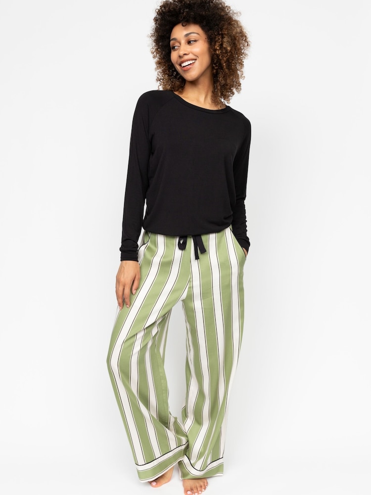 Cyberjammies Green Slouch Jersey Top and Printed Bottoms Pyjamas Set - Image 2 of 3