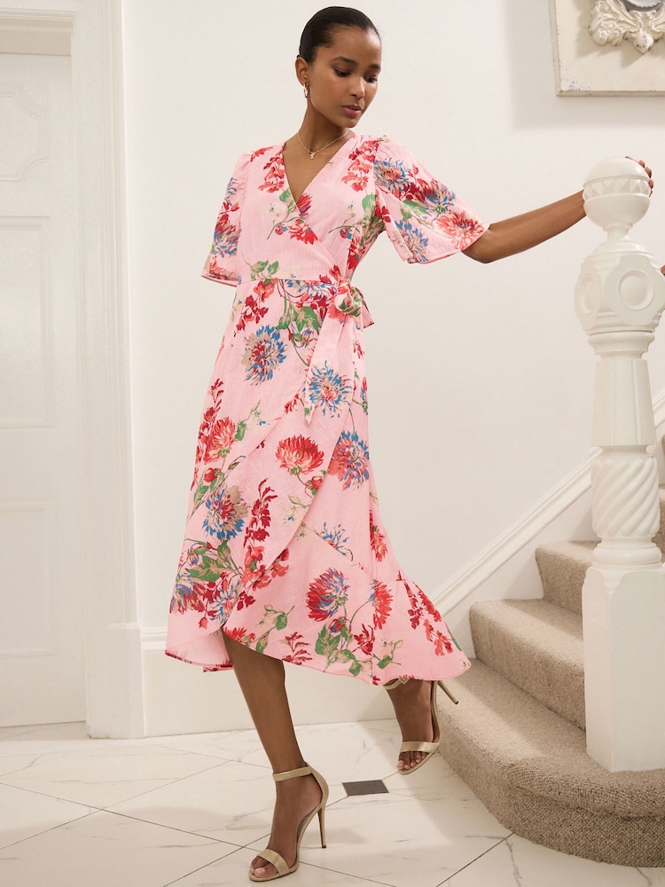 Pastellrosa Floralprint - Flutter Sleeve Wrap Midi Dress - Bild 2 von 8 Pastellrosa Floralprint - Flutter Sleeve Wrap Midi Dress - Bild 2 von 8