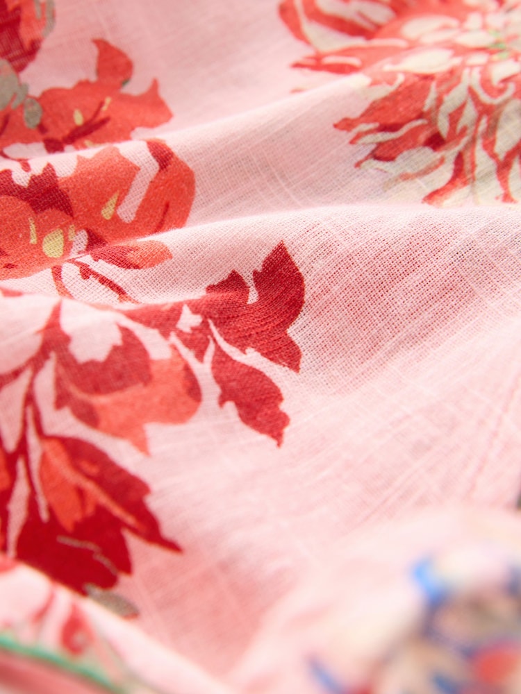 Pastellrosa Floralprint - Flutter Sleeve Wrap Midi Dress - Bild 8 von 8 Pastellrosa Floralprint - Flutter Sleeve Wrap Midi Dress - Bild 8 von 8