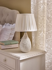 Shabby Chic by Rachel Ashwell® Cream Eloise Ceramic Table Lamp - Image 2 of 5