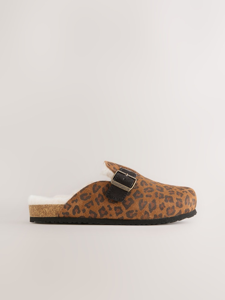 Brown Leopard Print Suede - Zuecos sin cierres - Imagen 2 de 5 Brown Leopard Print Suede - Zuecos sin cierres - Imagen 2 de 5
