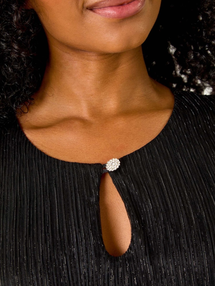 Roman Black Petite Crinkle Keyhole Shimmer Top - Image 5 of 5
