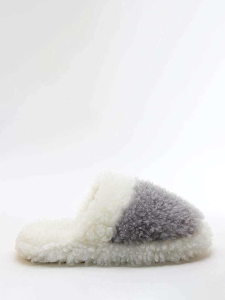 Heavenly Feet Pillow Slippers - Image 1 of 4