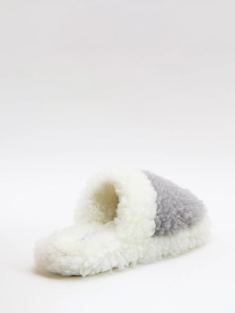 Heavenly Feet Pillow Slippers - Image 3 of 4