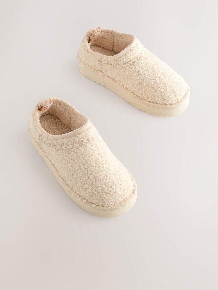 Teddyfell, Creme - Flatform Shoot – Hausschuhe mit Fleecefutter - Bild 2 von 6 Teddyfell, Creme - Flatform Shoot – Hausschuhe mit Fleecefutter - Bild 2 von 6