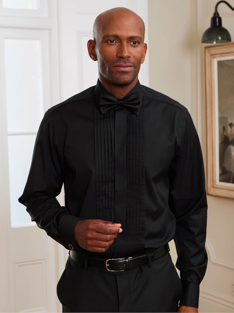 Savile Row Company 100% Cotton Pleat Fly Front Classic Fit Shirt - Image 2 of 5 Savile Row Company 100% Cotton Pleat Fly Front Classic Fit Shirt - Image 2 of 5