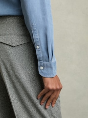 Indigo modra - Reiss Kittle denim Piqué z gumbi po celotni dolžini srajce - Slika 4 iz 6