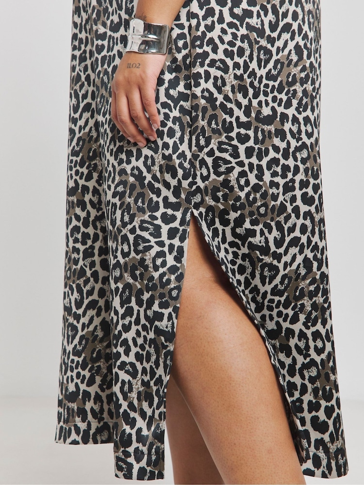 Simply Be Brown Satin Side Split Midi Dress - Image 4 of 4