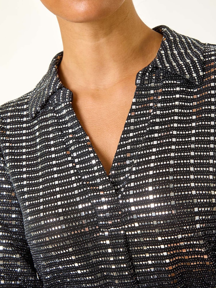 Roman Foil V-Neck Shirt - Imagen 5 de 5 Roman Foil V-Neck Shirt - Imagen 5 de 5