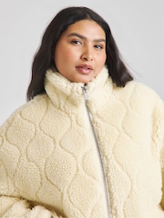 Simply Be Cream Onion Quilt Teddy Zip Through Jacket - Image 3 of 4