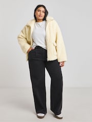 Simply Be Cream Onion Quilt Teddy Zip Through Jacket - Image 4 of 4