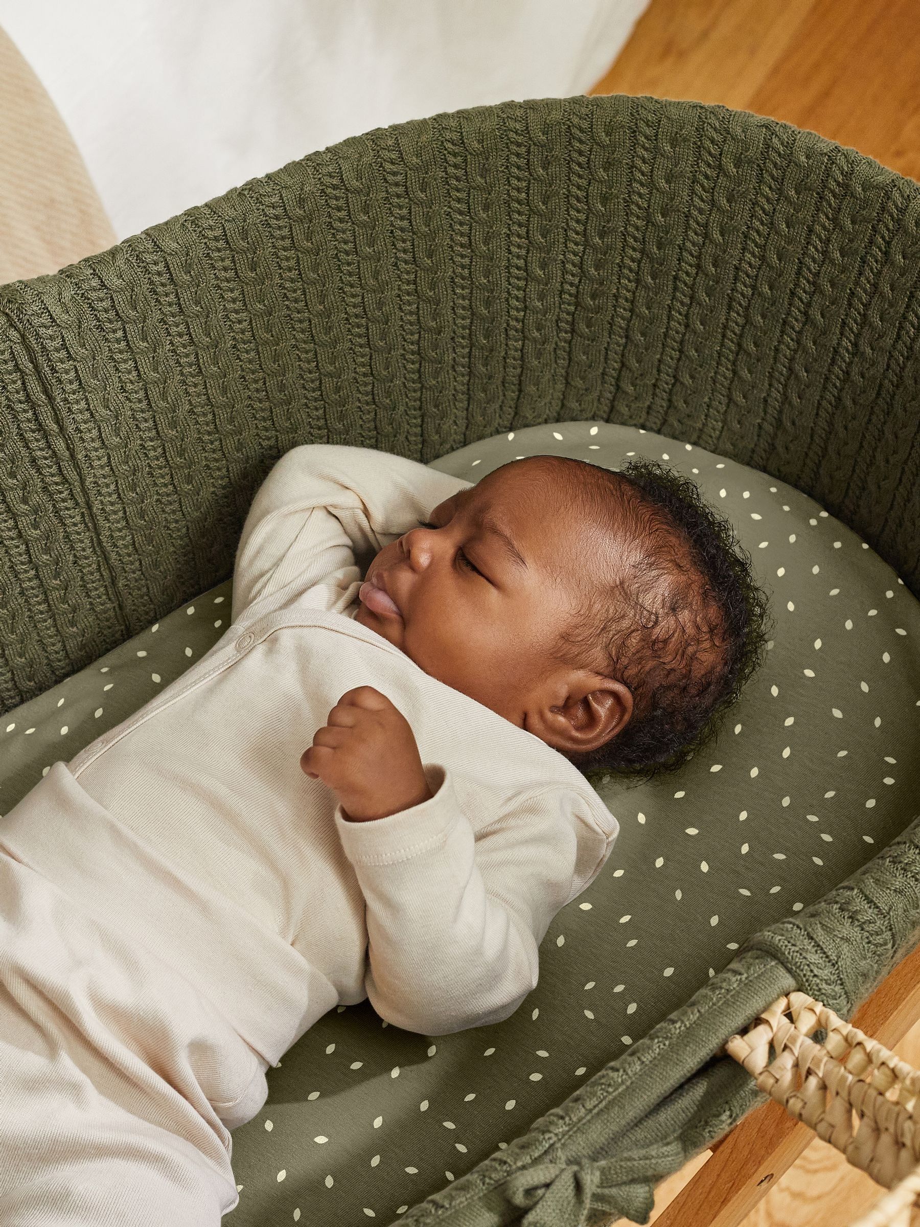 Buy The Little Green Sheep Juniper Cable Knit Moses Basket