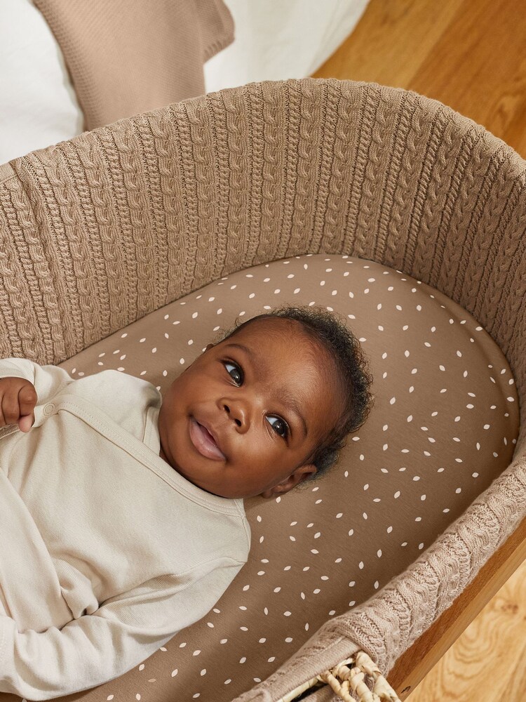 The Little Green Sheep Truffle Knitted Moses Basket And Mattress - Image 5 of 5 The Little Green Sheep Truffle Knitted Moses Basket And Mattress - Image 5 of 5