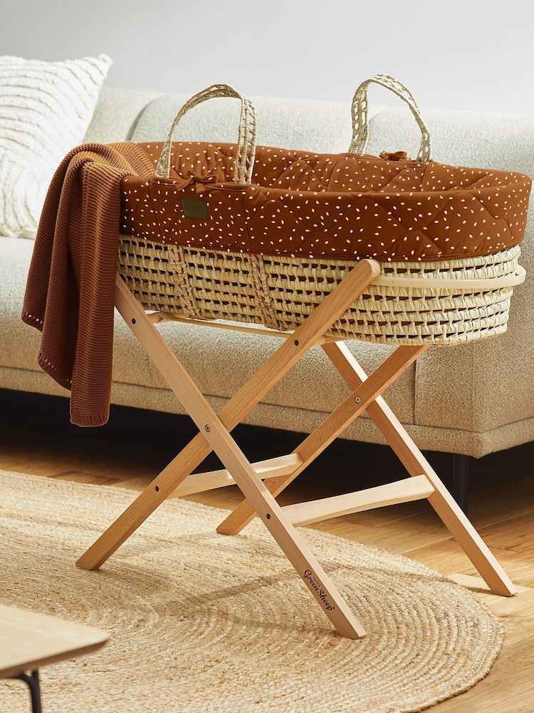 The Little Green Sheep Terracotta Rice Natural Quilted Moses Basket And Mattress - Image 1 of 5