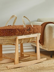 The Little Green Sheep Terracotta Rice Natural Quilted Moses Basket And Mattress - Image 2 of 5