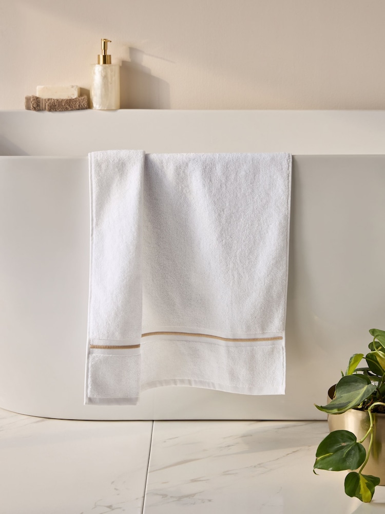 Gold Trim 100% Cotton Towel - Image 2 of 5