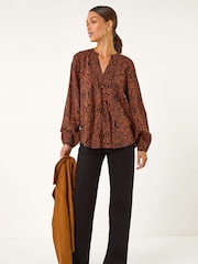 Roman Orange Animal Print Buttoned Pinktuck Top - Image 3 of 6