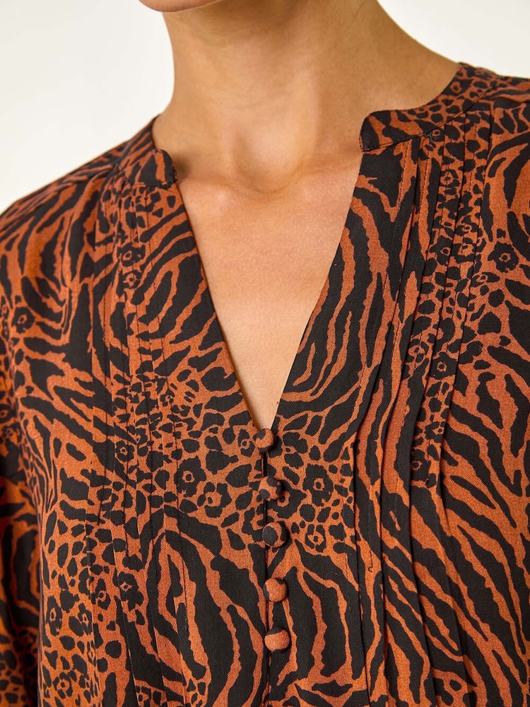 Roman Orange Animal Print Buttoned Pinktuck Top - Image 6 of 6
