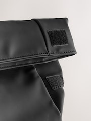 Negro - Mochila con parte superior enrollada - Imagen 10 de 11