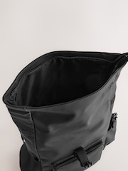 Negro - Mochila con parte superior enrollada - Imagen 6 de 11
