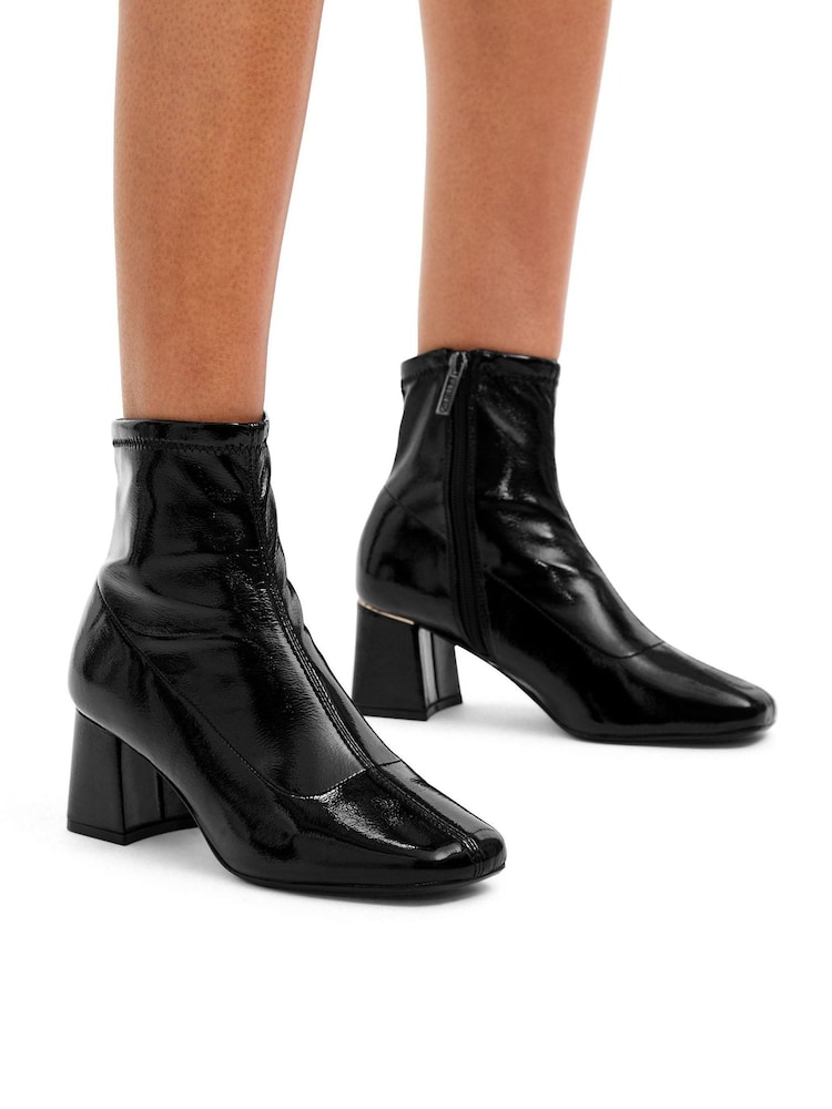 Carvela Atlantis Black Boots - Image 1 of 5