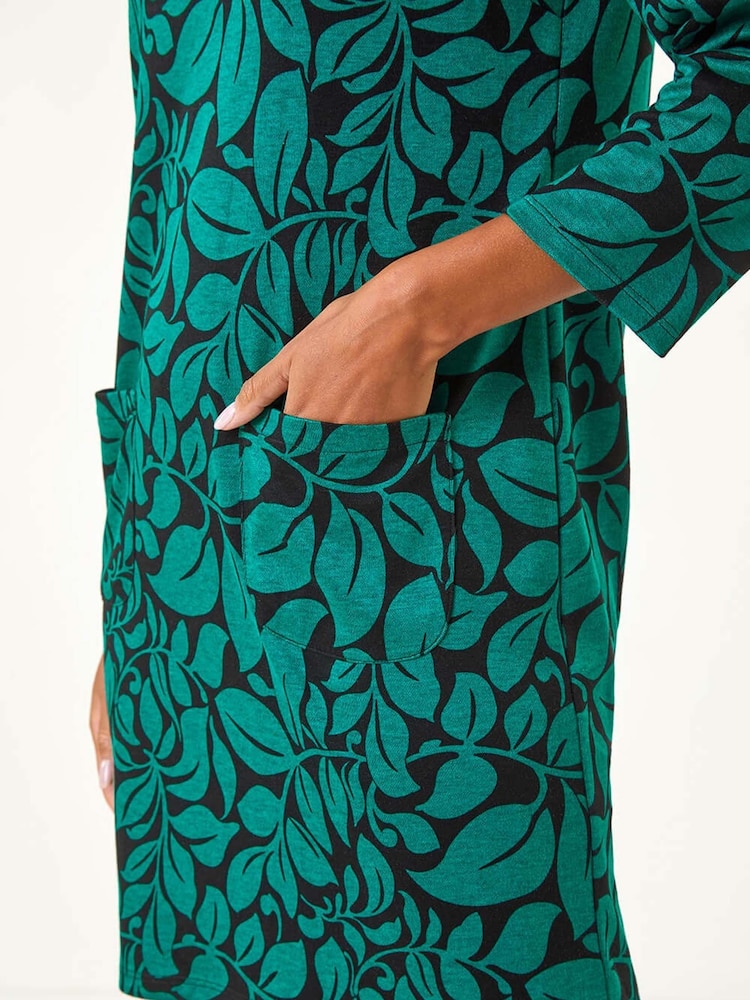 Roman Green Leaf Print Pocket Detail Shift Dress - Image 5 of 5