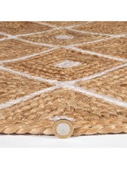 Esselle Natural Prestbury 120x170cm Diamond Handbraided Rug - Image 2 of 5