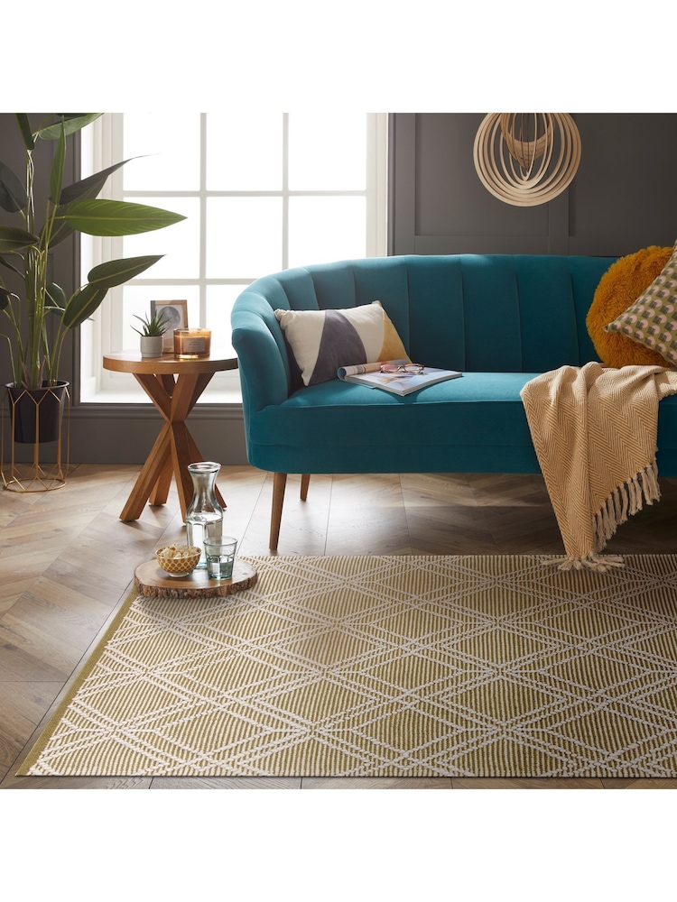 Esselle Green Blenheim 100% Pet 120x170cm Diamond Rug - Image 5 of 5