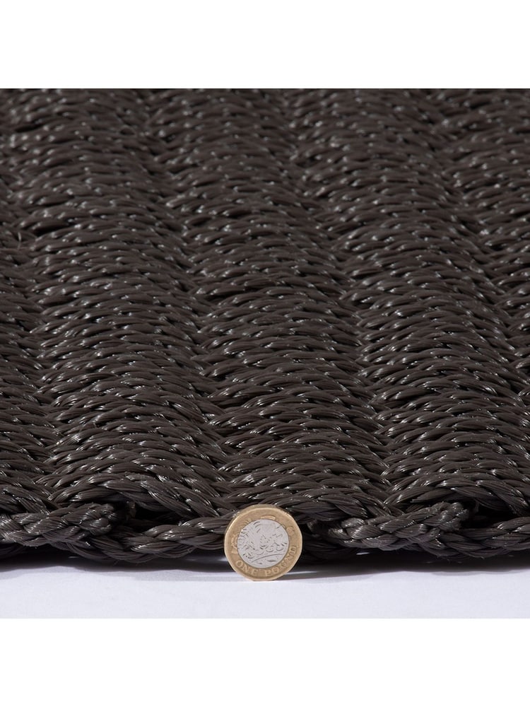 Esselle Grey Didsbury 45x75cm Slate Braided Polypropylene Mat - Image 5 of 5
