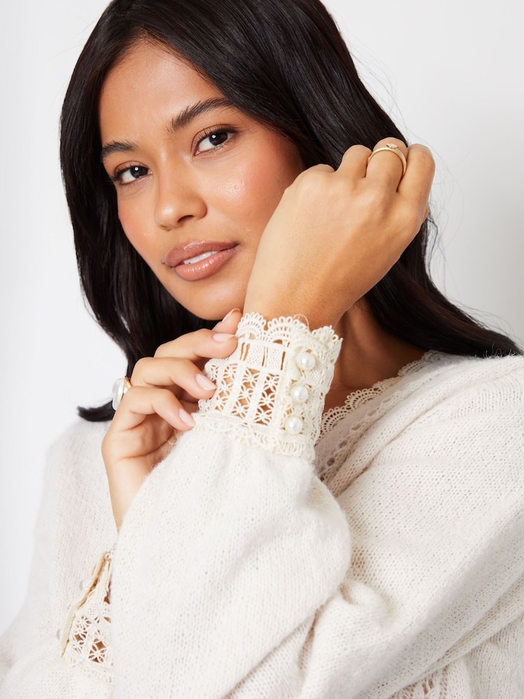 Threadbare White Lace Trim V-Neck Knitted Jumper - Image 4 of 4