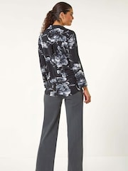 Roman Grey V-Neck Floral Print Shirt - Image 4 of 6