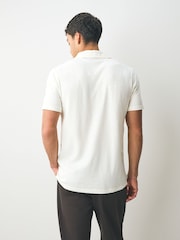 Lyle & Scott Leinen-Poloshirt mit Reverskragen - Bild 3 von 5